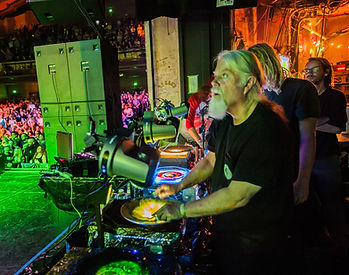 11-08-18_DPV_7200_JRAD_LA_Wiltern_by_Dav